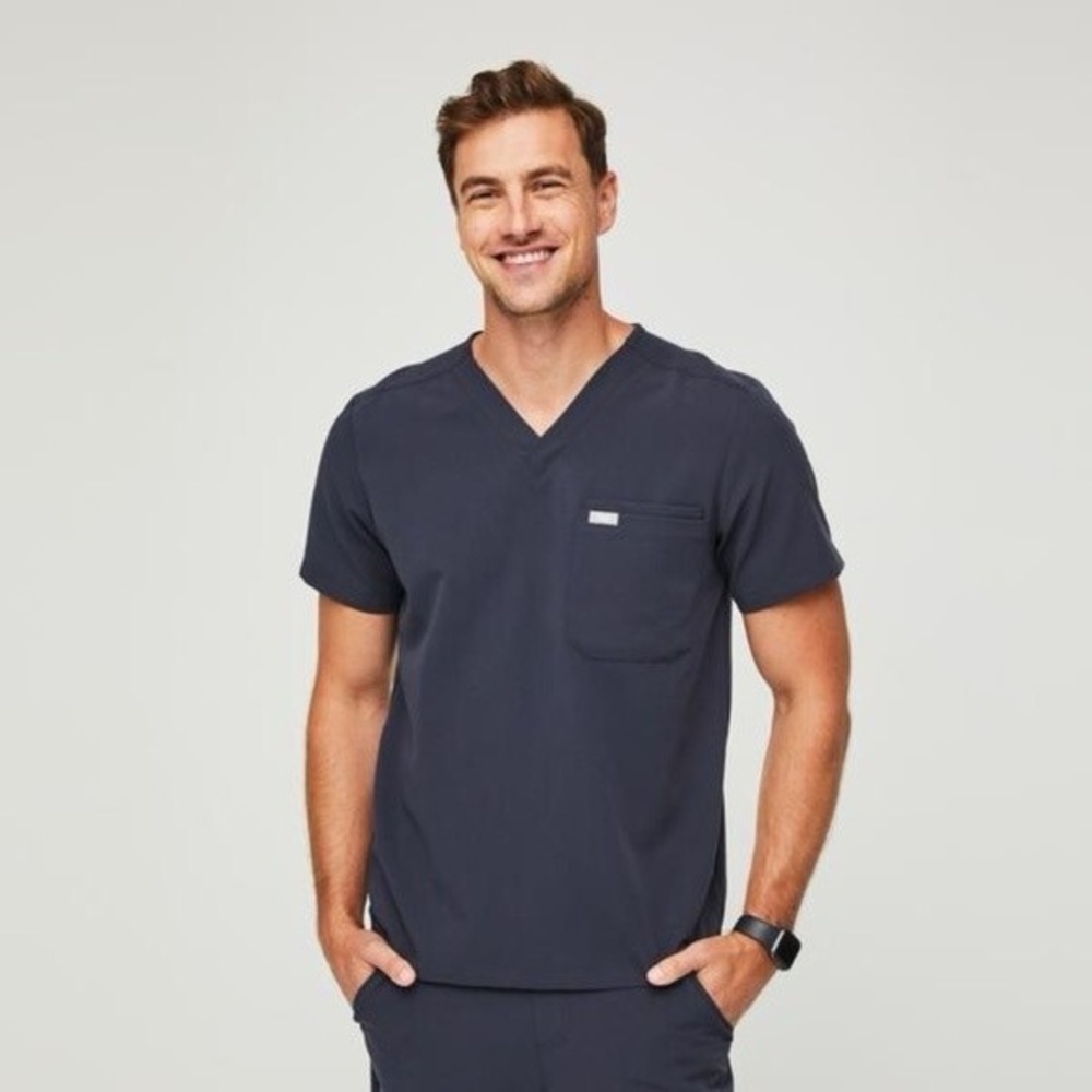 Figs Men's Quiet Navy Leon Three Pocket Scrub Top